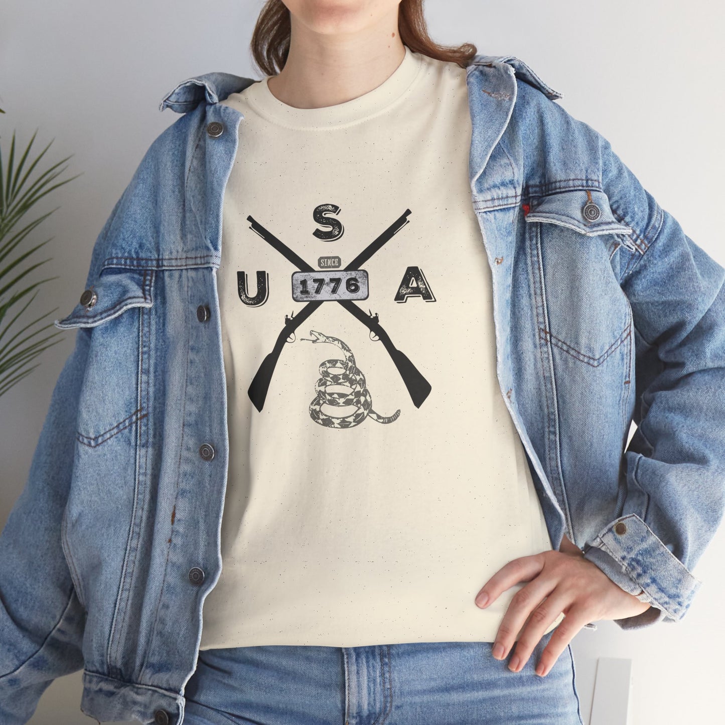 Patriotic Unisex T-Shirt - Gadsen USA Design *Blk